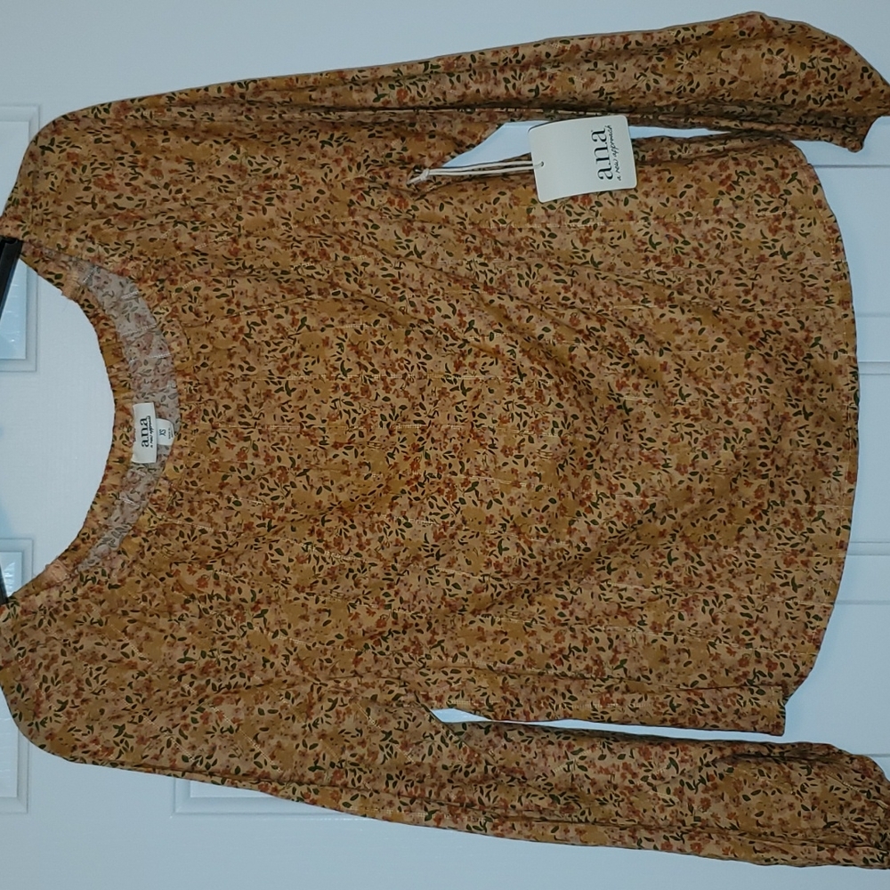 A.n.a orange floral top, XS, new with tag